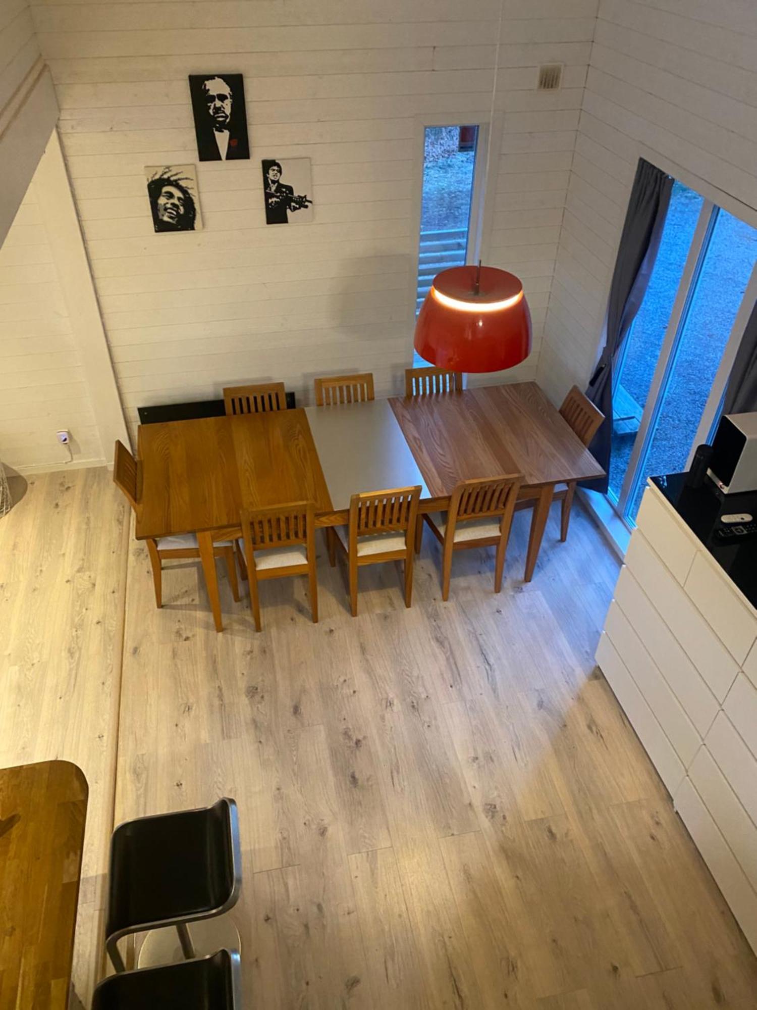 Stuga Pa Oe / Naerhet Till Vatten Mariestad Exterior photo